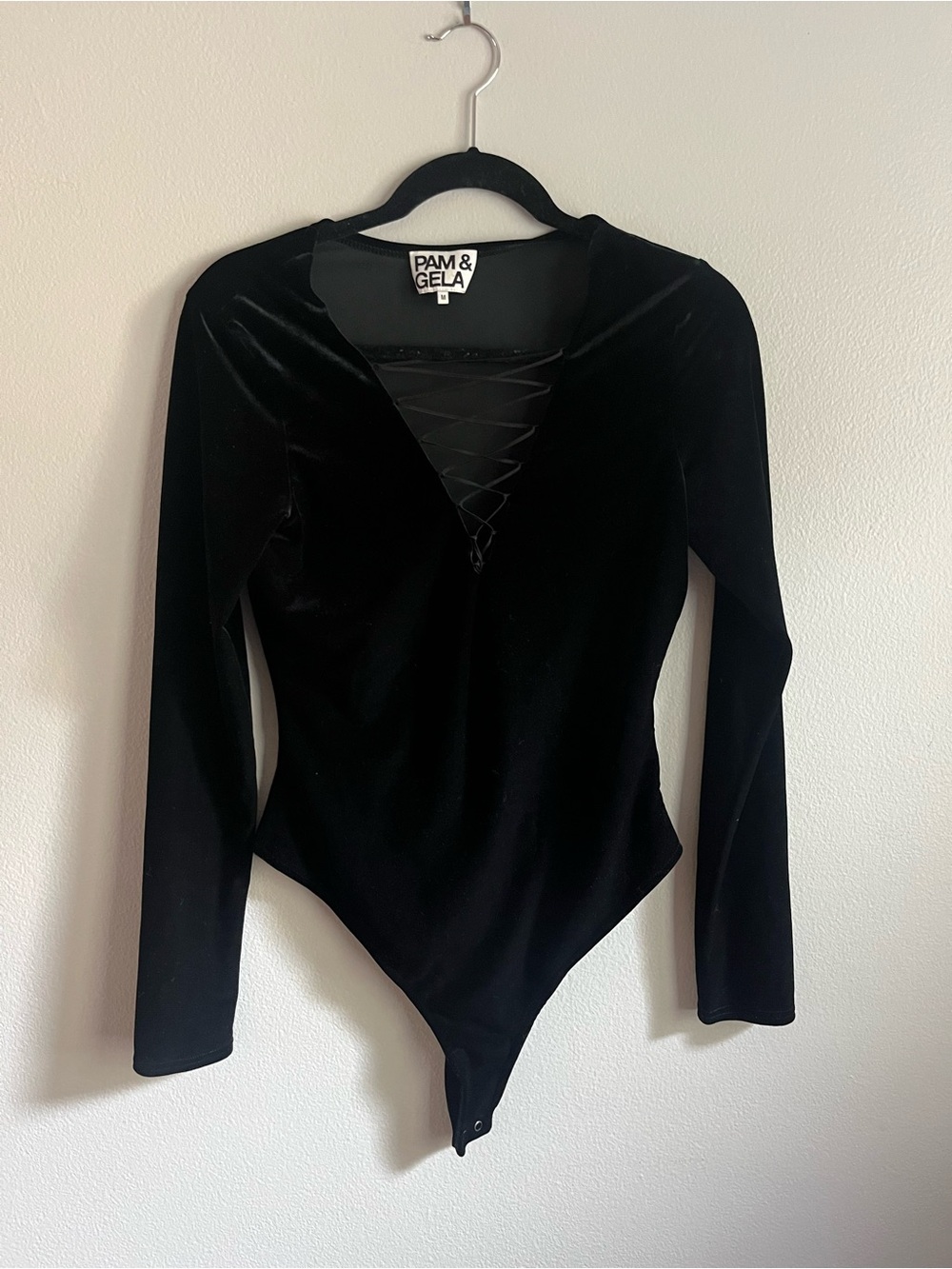 Pam & Gela Black Velvet Lace-Up Long Sleeve Bodysuit Size M